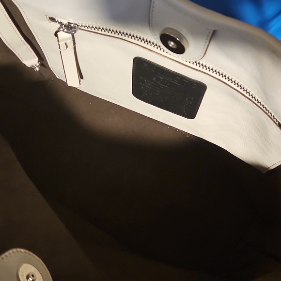 Chic BRIGHTON Riva Tote Beige Tote Bag with Braided Handles - Picture 6 of 14